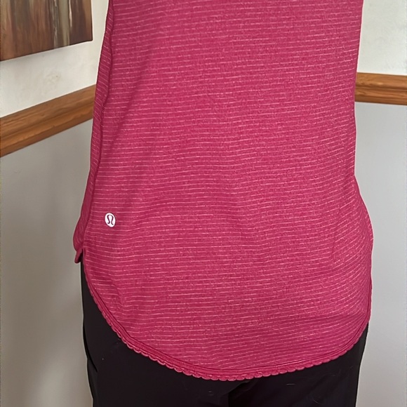 Lululemon Razorback Tank - Picture 6 of 8